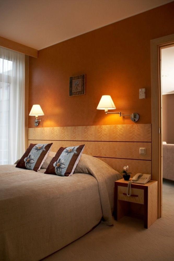 Royal Square Hotel&Suites Rīga Exterior foto