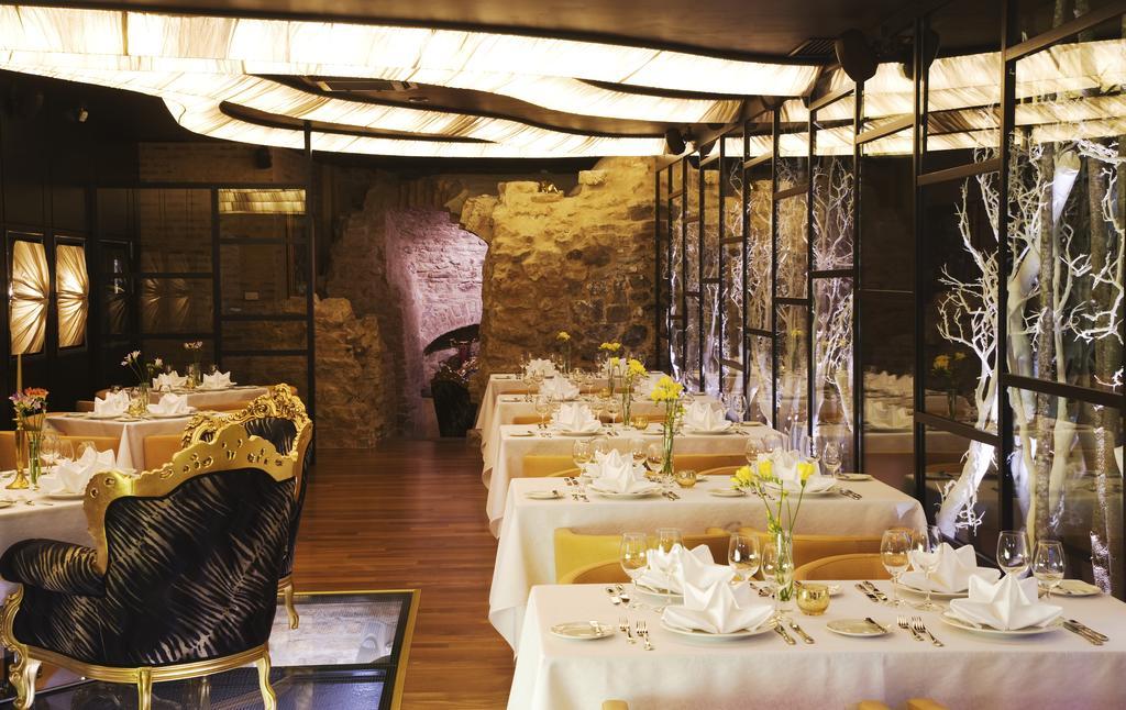 Royal Square Hotel&Suites Rīga Restaurant foto